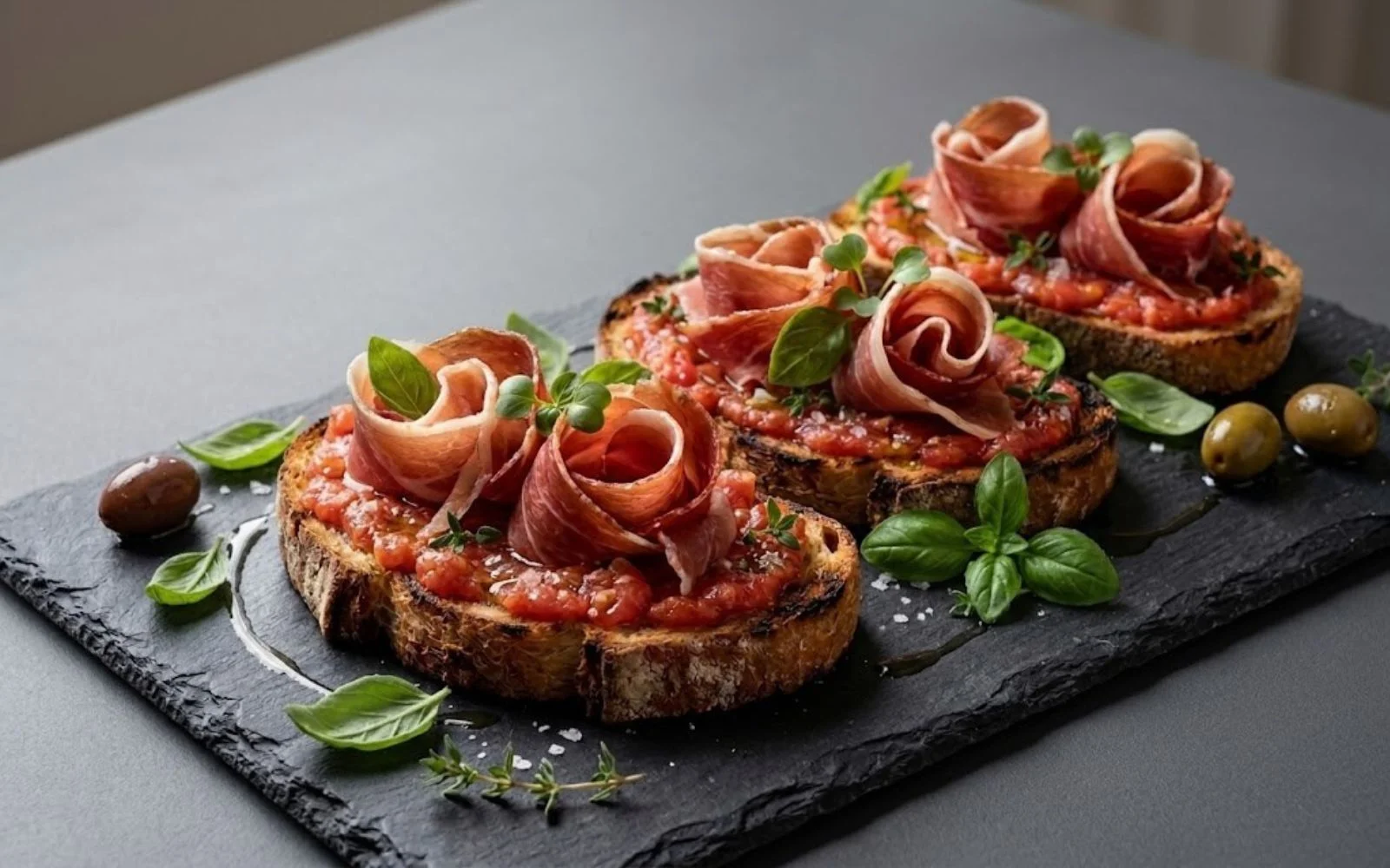 Pan con tomate